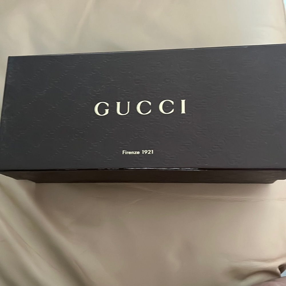 Gucci flats size 11 women’s